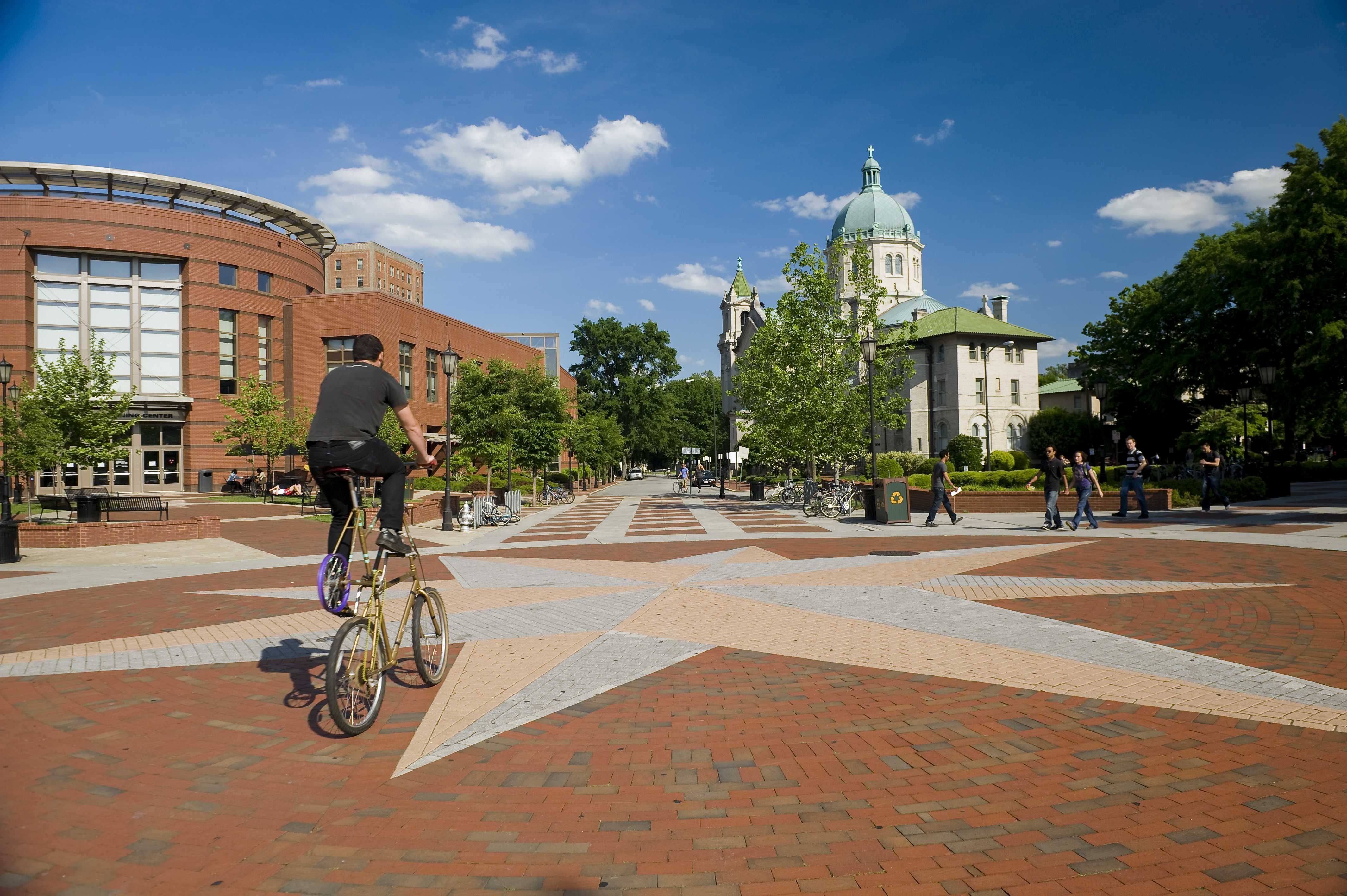 VCU Compass Daytime Bike